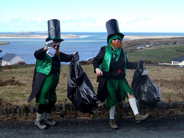 Leprechauns support Meas Iar-Thuaisceart, North West Anti-Waste Campaign